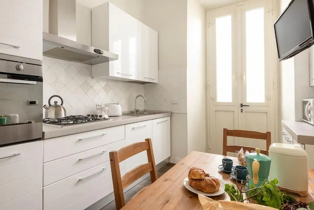 Luxury Blu Rome Apartment