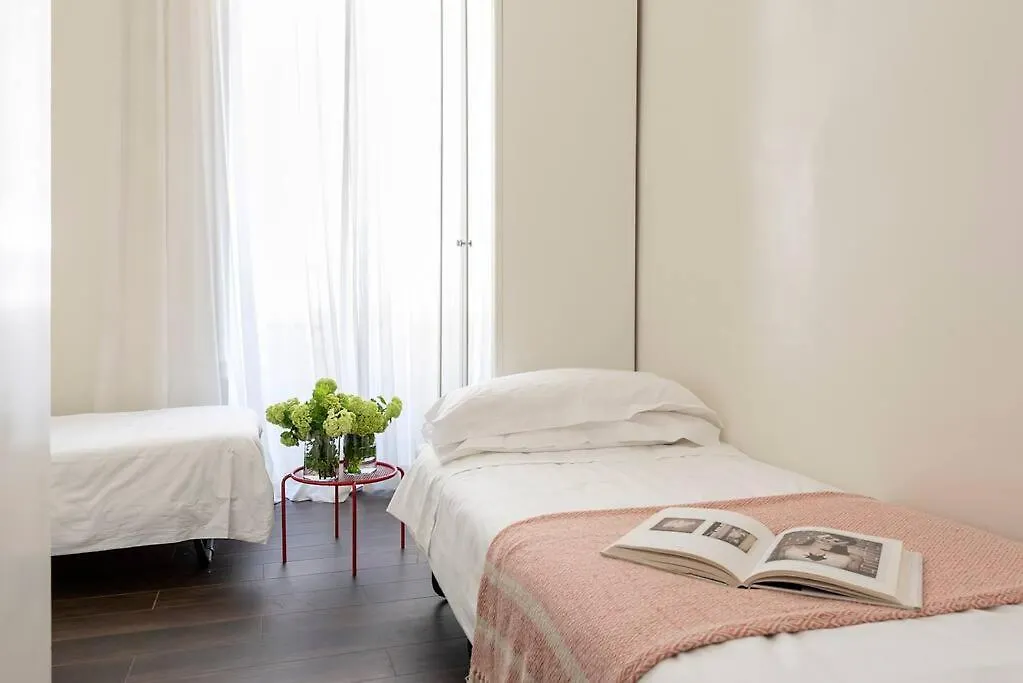 Luxury Blu Rome Apartment Italy