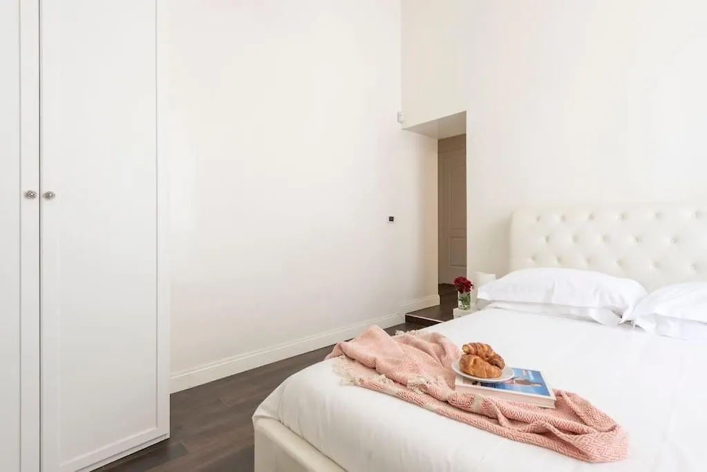 Luxury Blu Rome Apartment 0*,