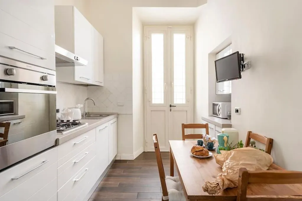 Luxury Blu Rome Apartment