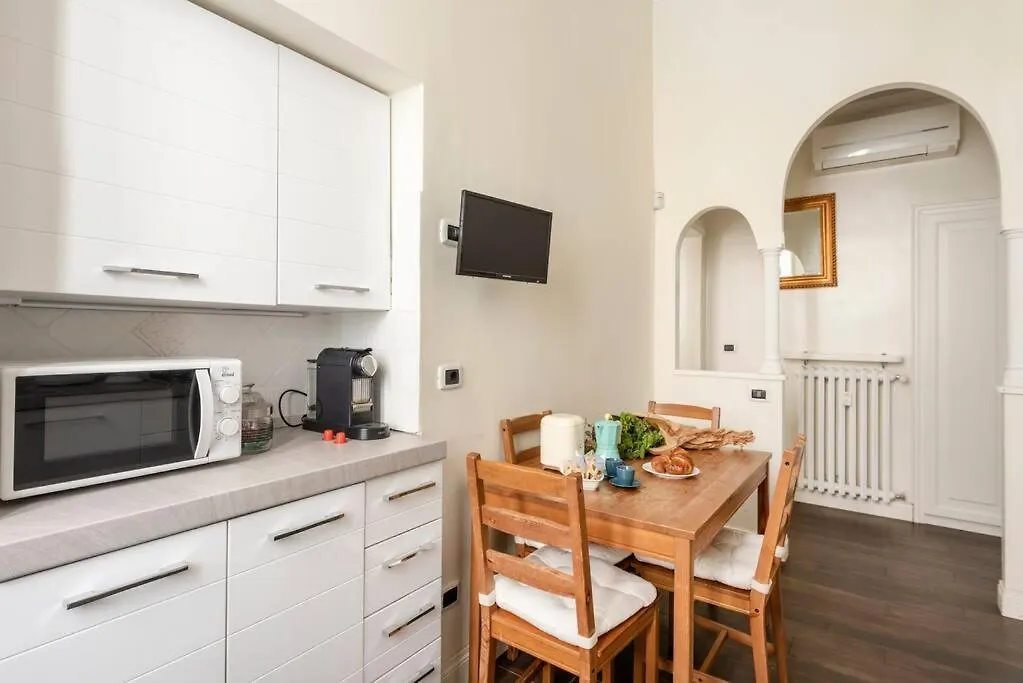 Luxury Blu Rome Apartment