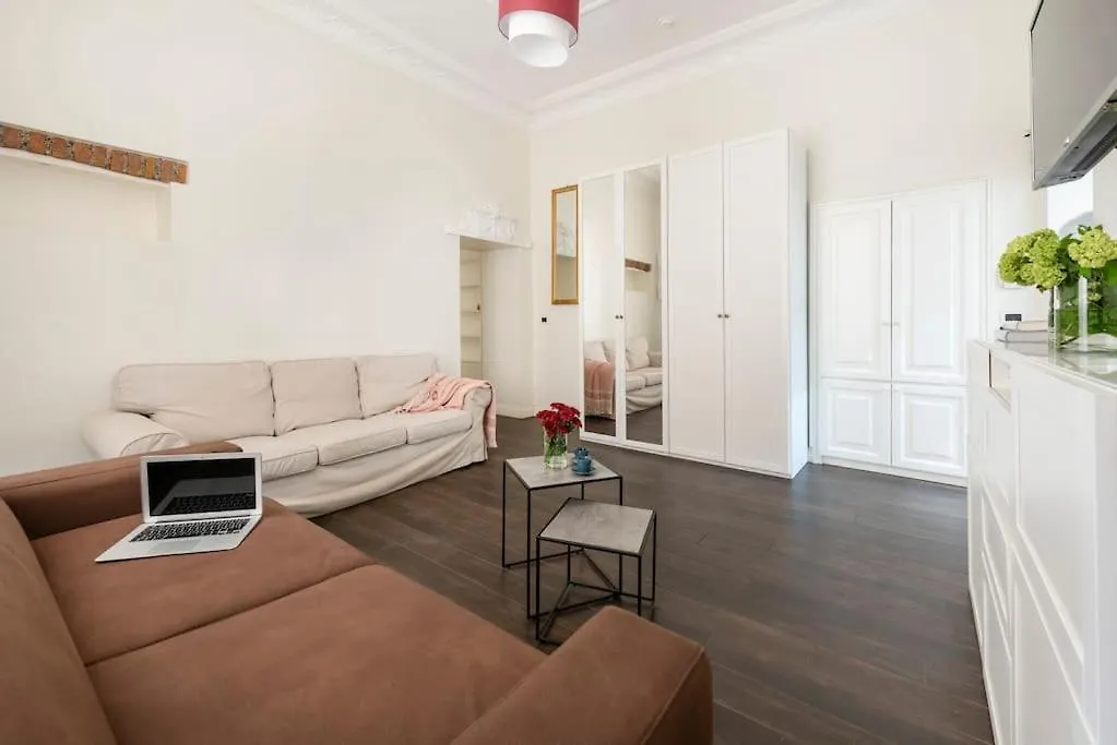 Luxury Blu Rome Apartment